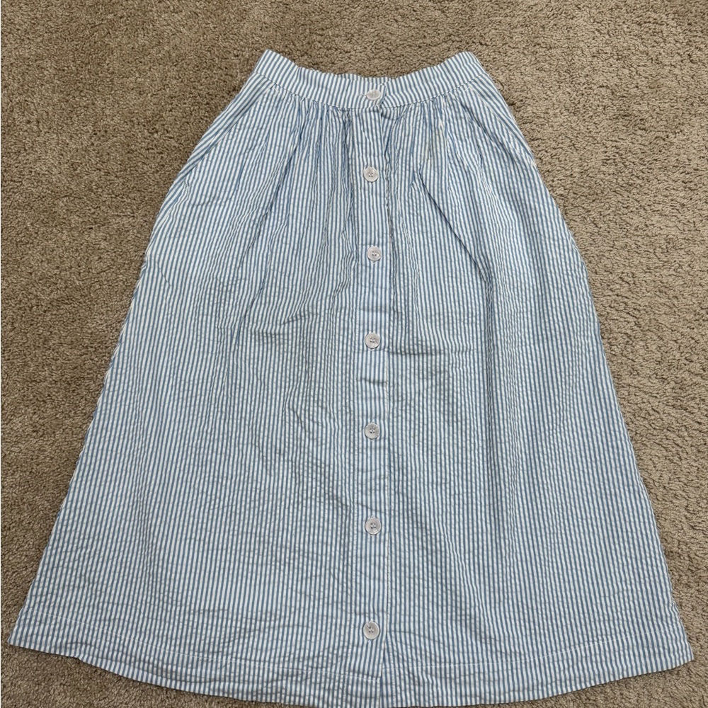 H&M Blue and White Seersucker Midi A-Line Skirt